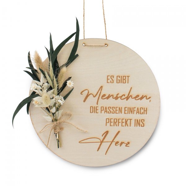 Holzscheibe Freundschaft mit weißen Trockenblumen