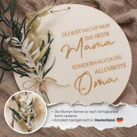 Holzscheibe Mama & Oma mit weißen Trockenblumen